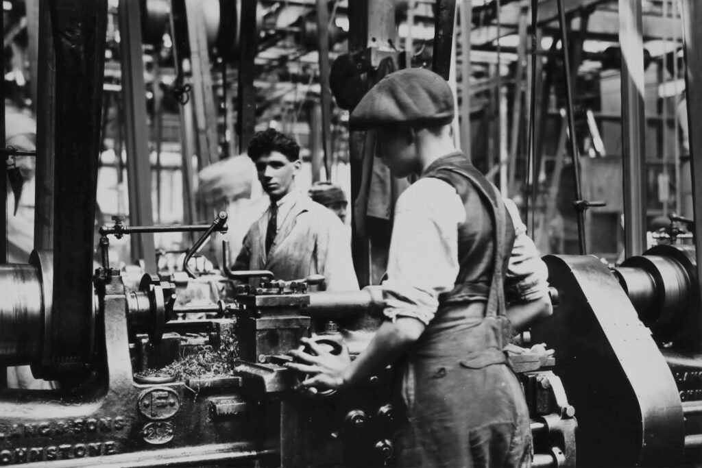 Maquinaria industrial histórica y tecnología de fabricación